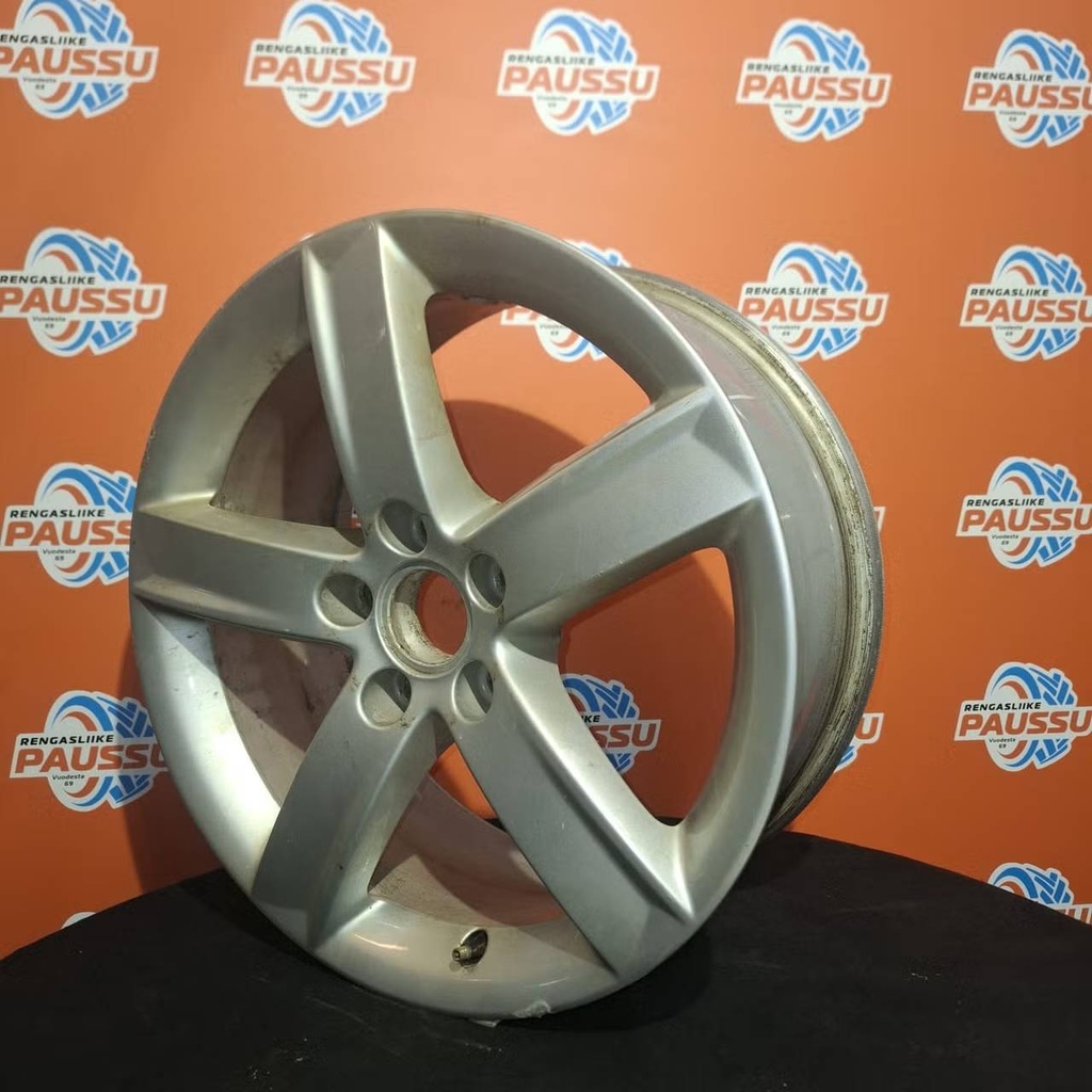 Käytetty vannesarja 17" (kopio)