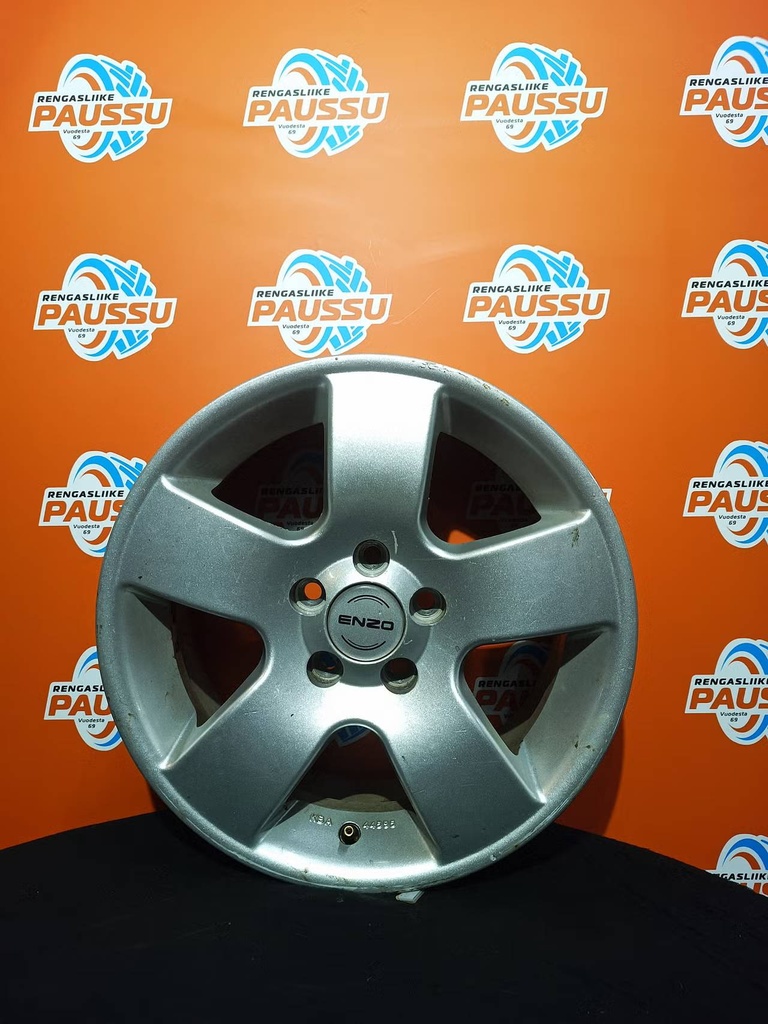 Käytetty vannesarja 15" (kopio)