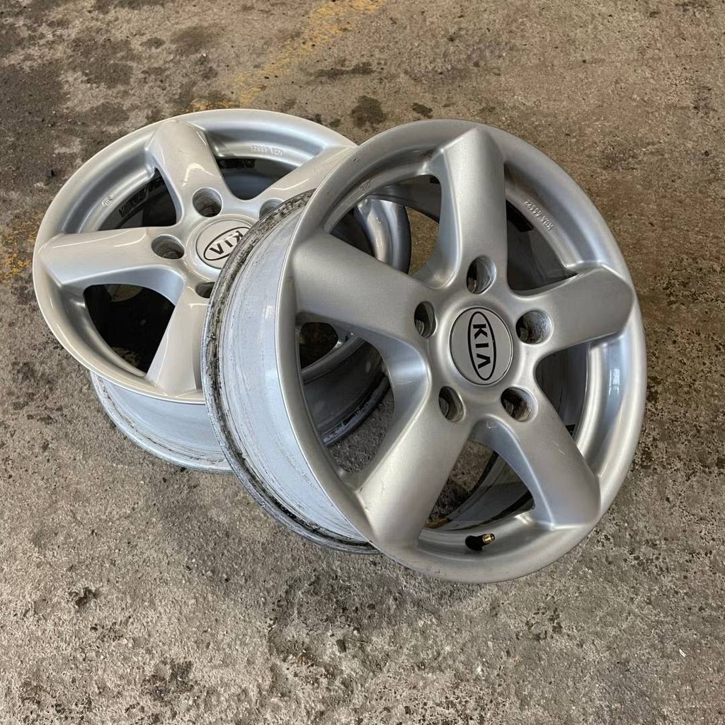 Käytetty KIA vannesarja 5x139,7 ET 45 KR 95,3 7x16"