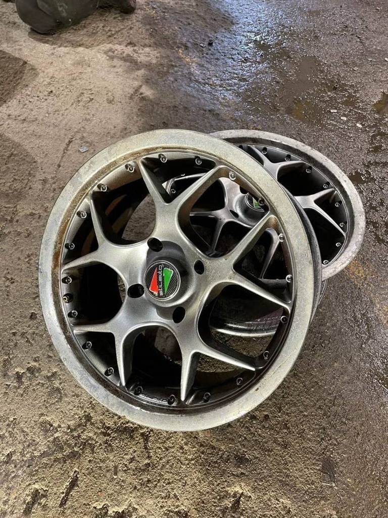 Käytetty vannesarja 4x114,3 ET 35 KR 66,6 7,5x16"