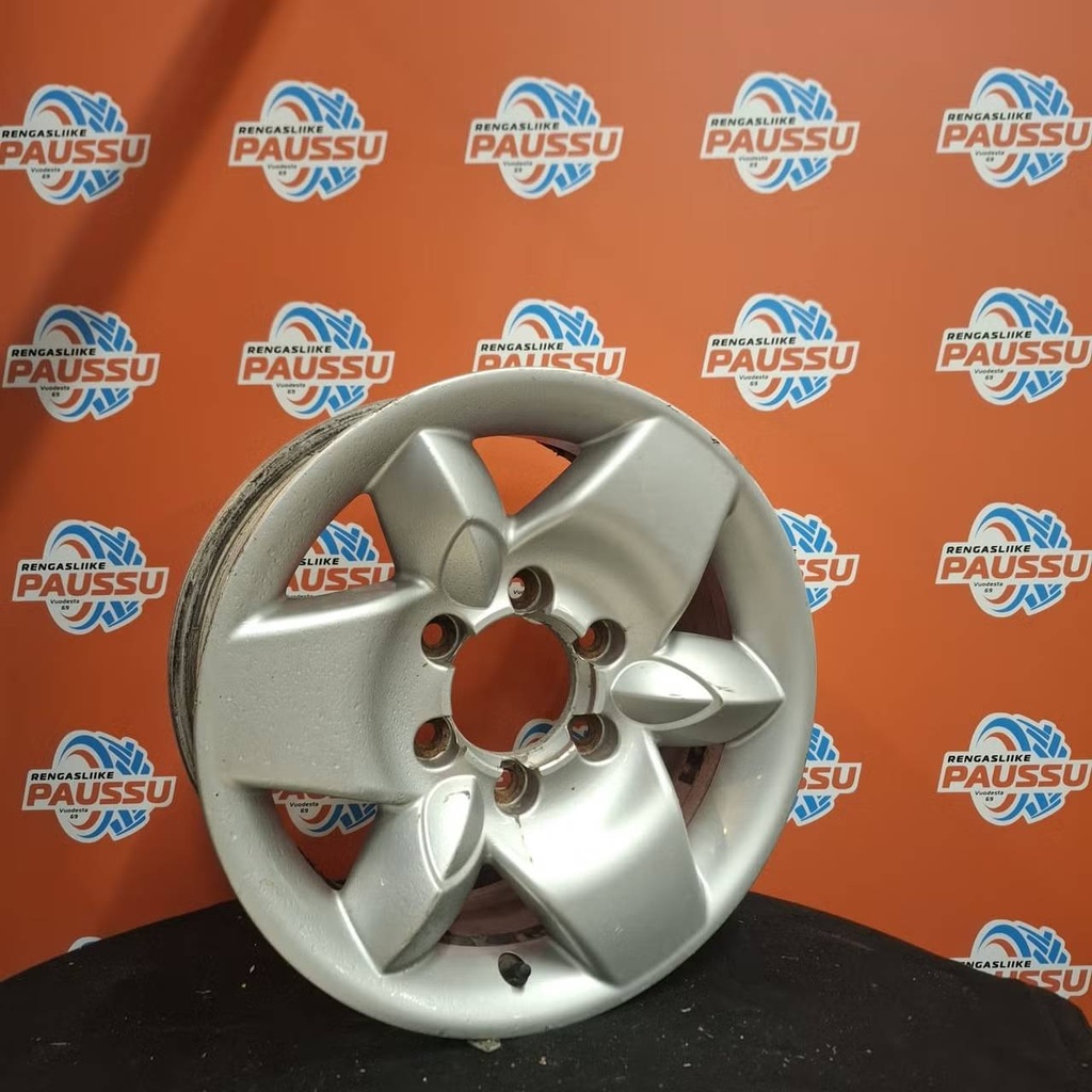 Käytetty NISSAN vannesarja 16"