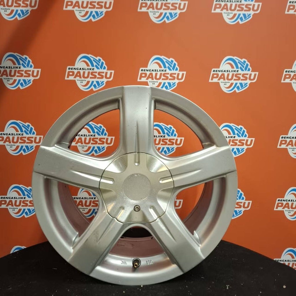 Käytetty AUSCAR vannesarja 5x100-112 ET 38 KR 73,1 6,5x15"