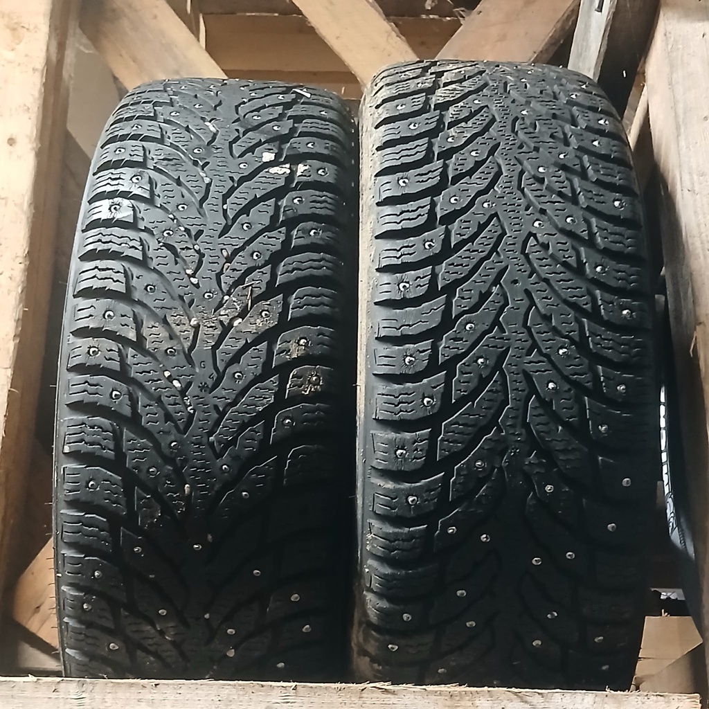 205/60R16 Nokian Hakkapeliitta 9 Käytetty DOT-17 5-6mm