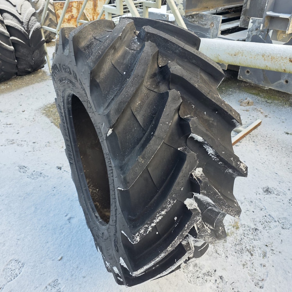 VF520/60R28 149D Trelleborg TM1060 Ajamaton DOT-18 (Jalassa vekki)