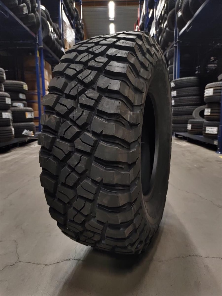265/60R18 119Q BFGOODRICH MUD TERRAIN T/A KM3